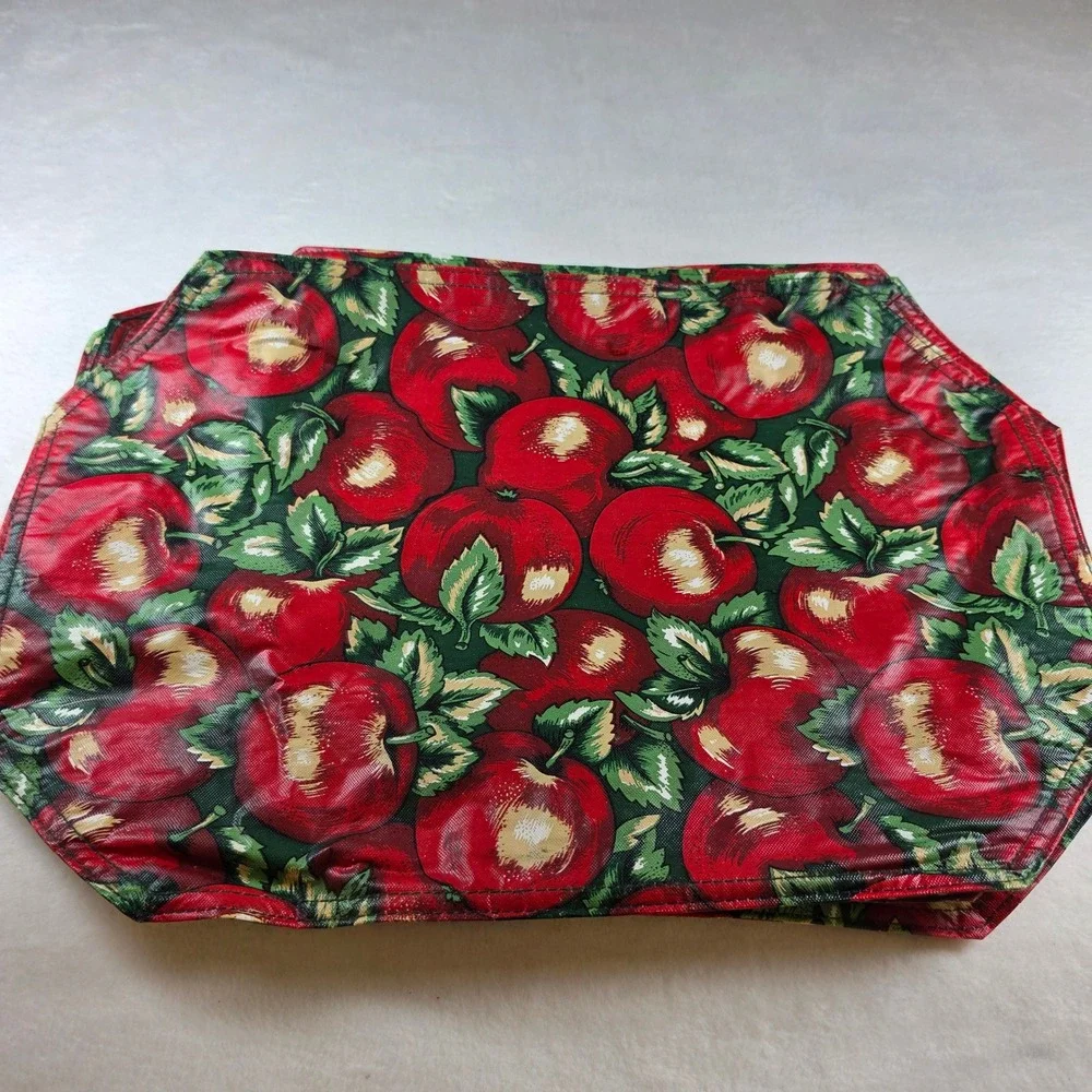 Vintage Apple Print Vinyl Placemats Set of‎ 6 Red Green Fruit Country Kitchen